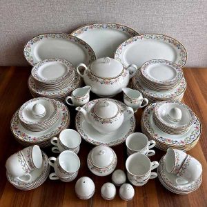 dinnerware set for 18 persons 99pcs